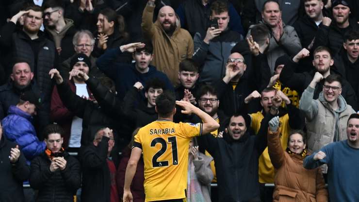 Wolves beat Sheffield in first back to back win